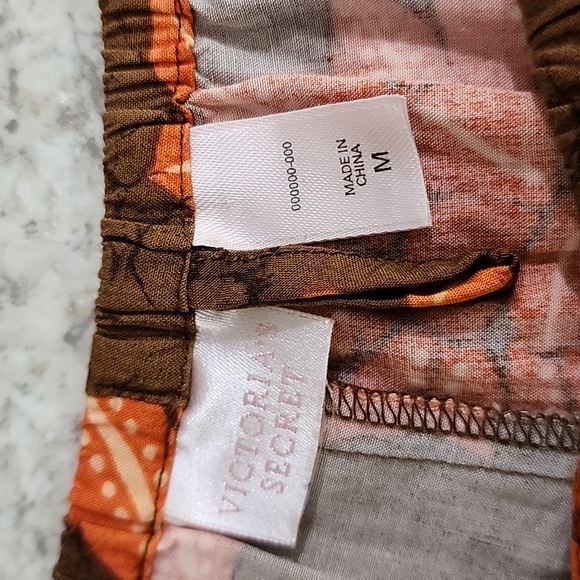 Victoria secret sleep pants size medium - Picture 2 of 5